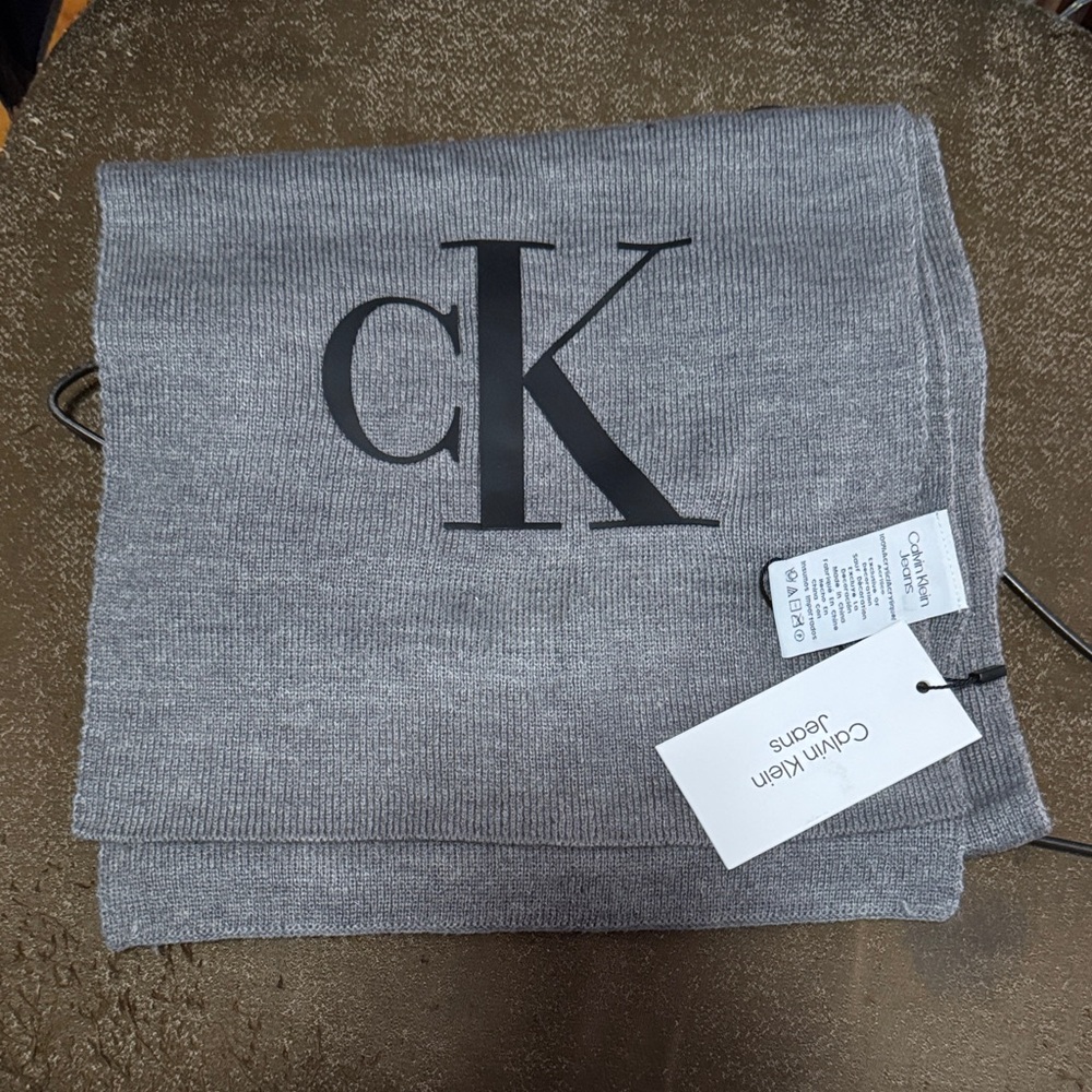Calvin Klein Charcoal Knit Scarf
